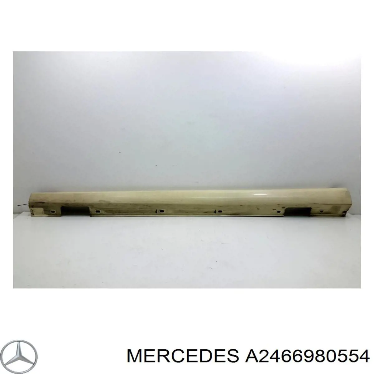 A2466980554 Mercedes Накладка зовнішня (молдинг) порога, лівий