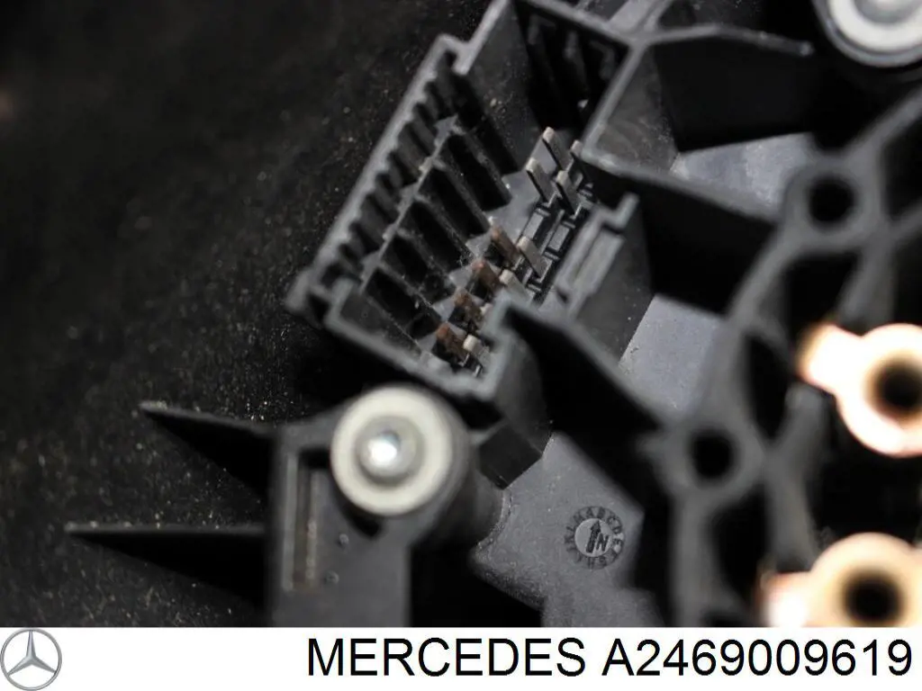 Купити A2469009619 Mercedes 