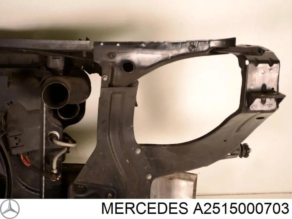 Радіатор основний Mercedes A2515000703 ціна, від 155.19 USD