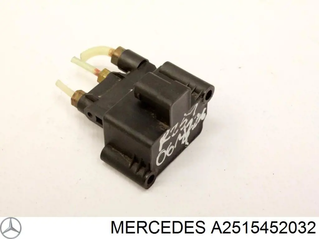 Блок керування пневмопідвіскою Mercedes A2515452032 ціна, від 33.75 USD
