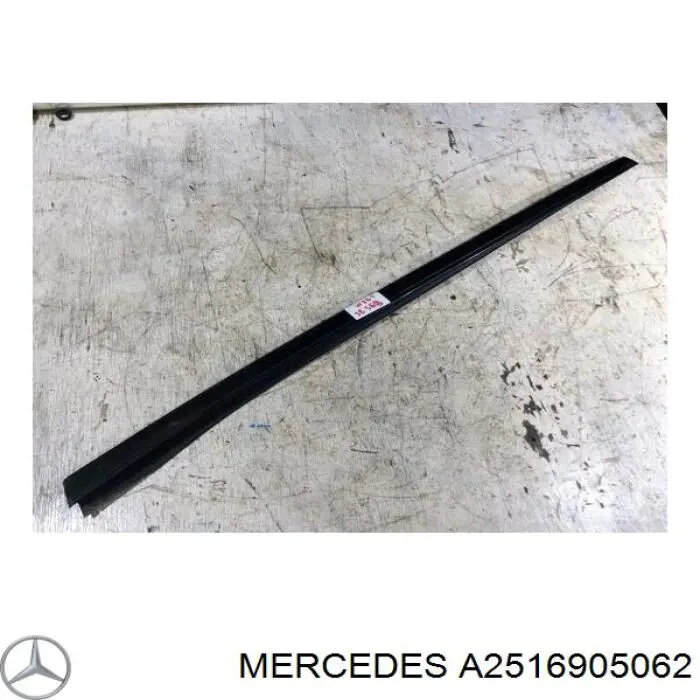 Купити A2516905062 Mercedes Молдинг даху, правий