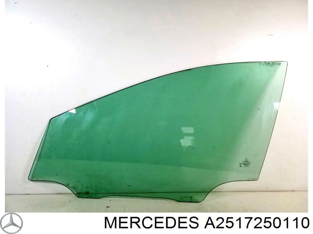Купити A2517250110 Mercedes Скло та ущільнювачі скла вітрового правого/лівого