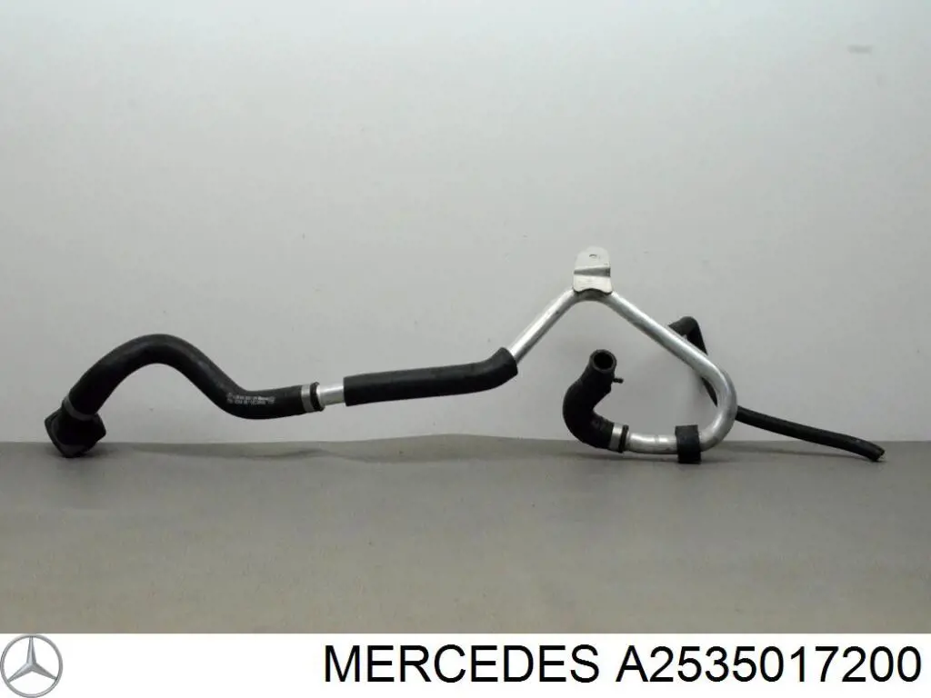 Шланг/патрубок радіатора охолодження, нижній A2535011700 Mercedes