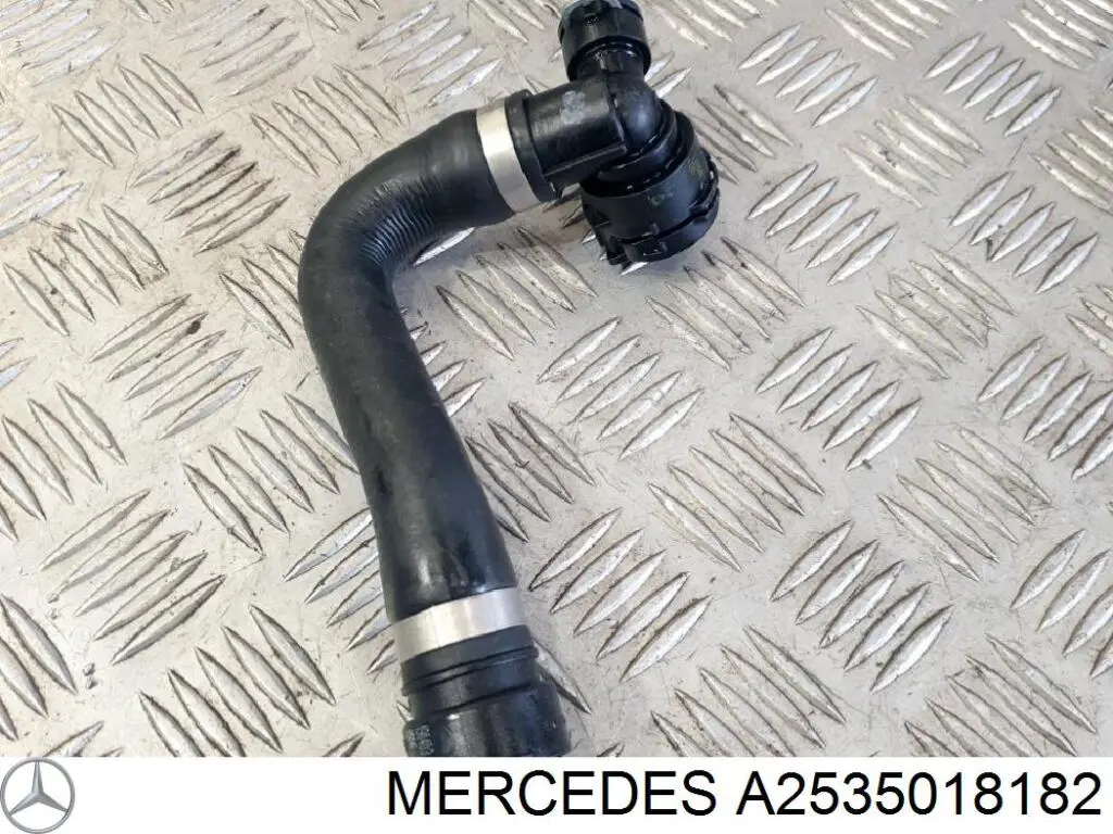 Купити A2535018182 Mercedes 