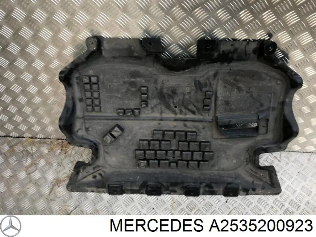 A2535200923 Mercedes Захист двигуна передній