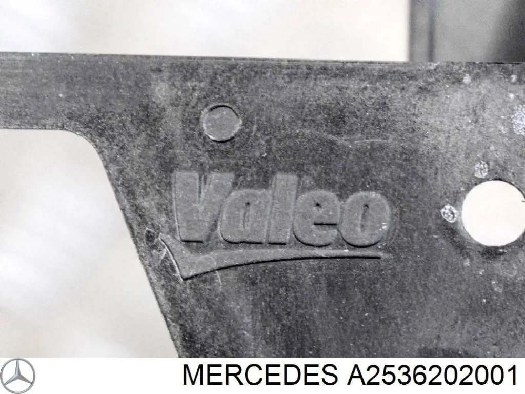 Купити A2536202001 Mercedes Поперечки багажника даху, комплект