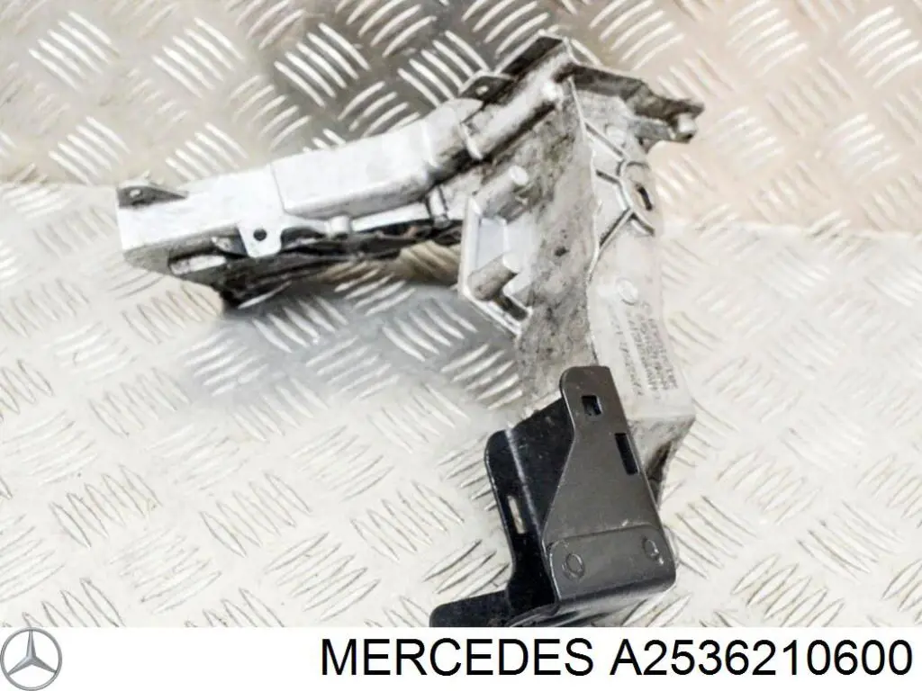 Кронштейн передньої панелі, правий A2536210600 Mercedes