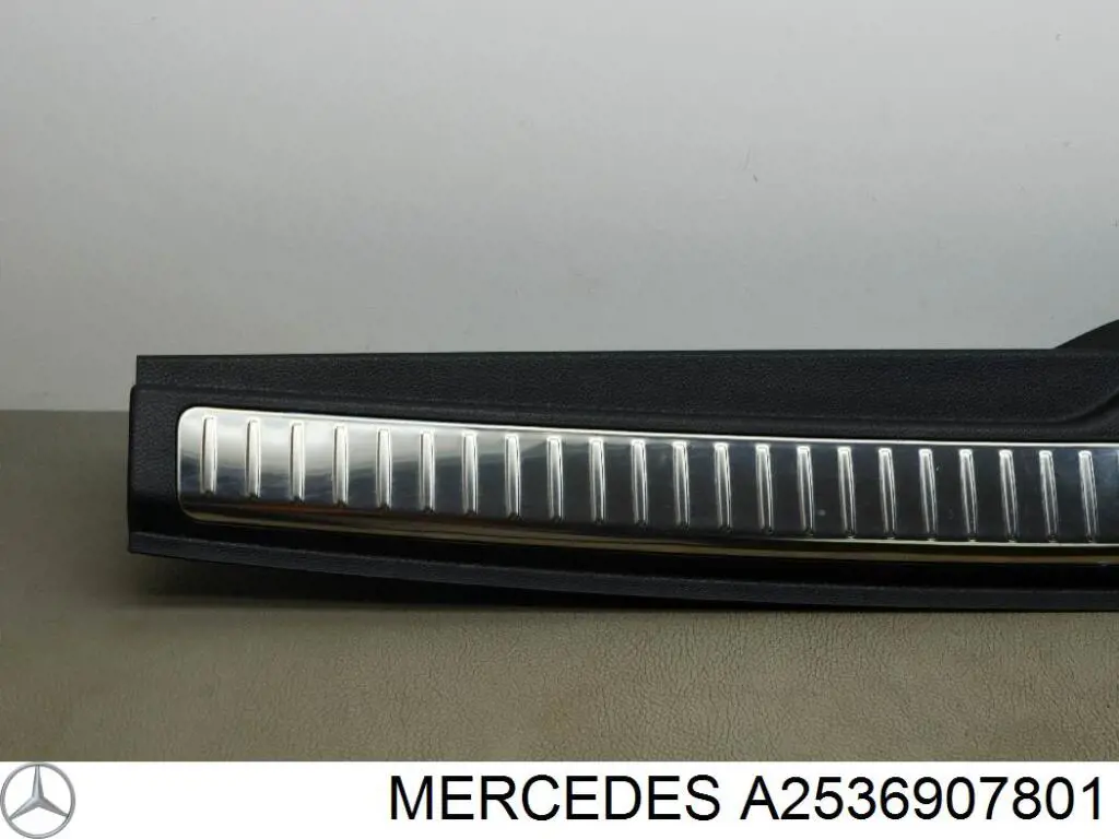 Купити A2536900044 Mercedes 