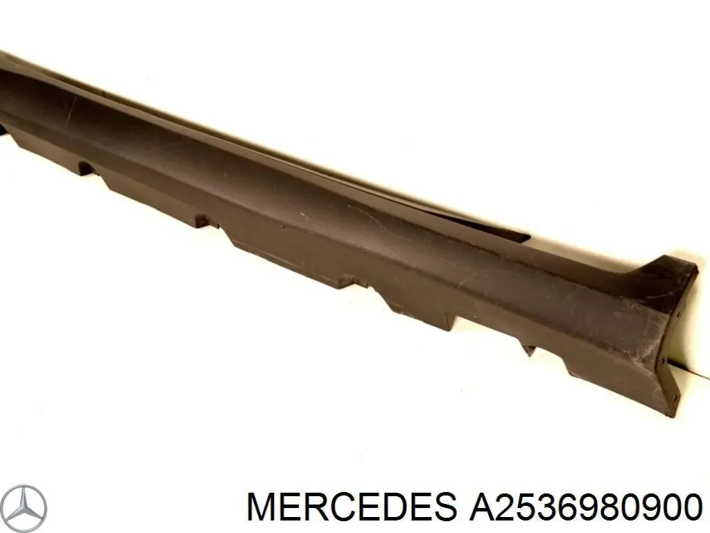 Накладка зовнішня (молдинг) порога, лівий A2536980900 Mercedes