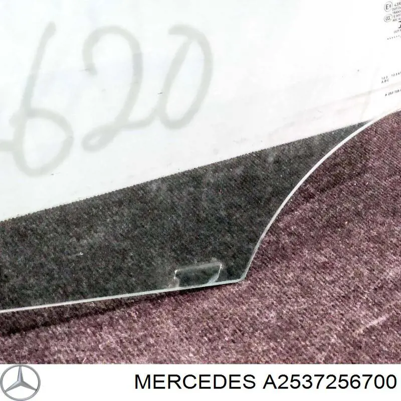 Скло водійських дверей Mercedes A2537256700 ціна, від 63.35 USD
