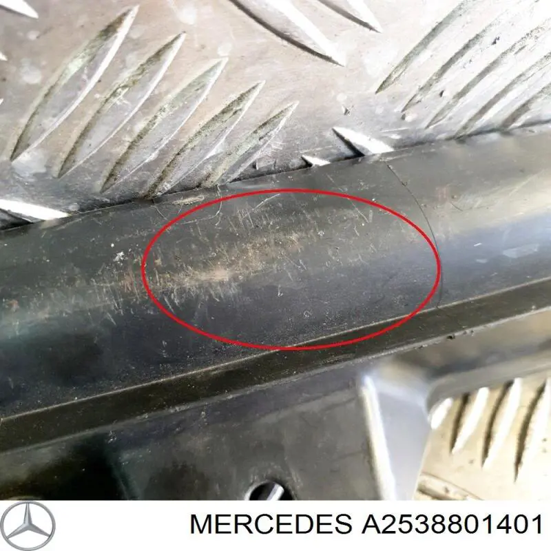 2538801401 Mercedes 