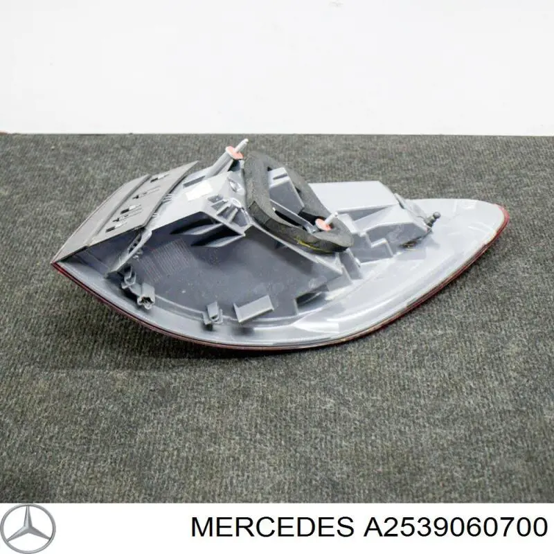  A2539060700 Mercedes