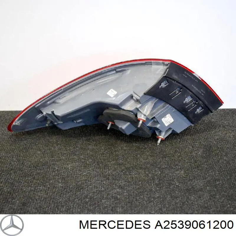 Задня права фара A2539061200 Mercedes