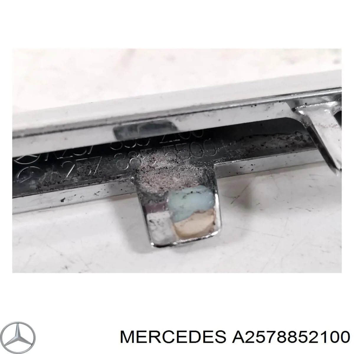  Mercedes A2578852100 ціна, від 70.97 USD