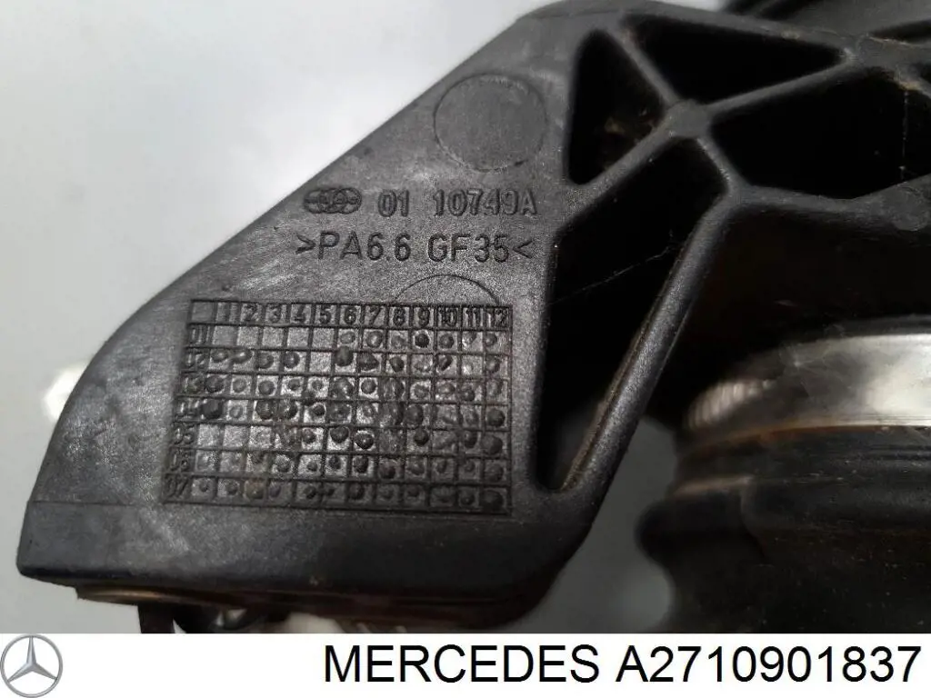 Шланг/патрубок інтеркуллера Mercedes A2710901837 ціна, від 11.25 USD