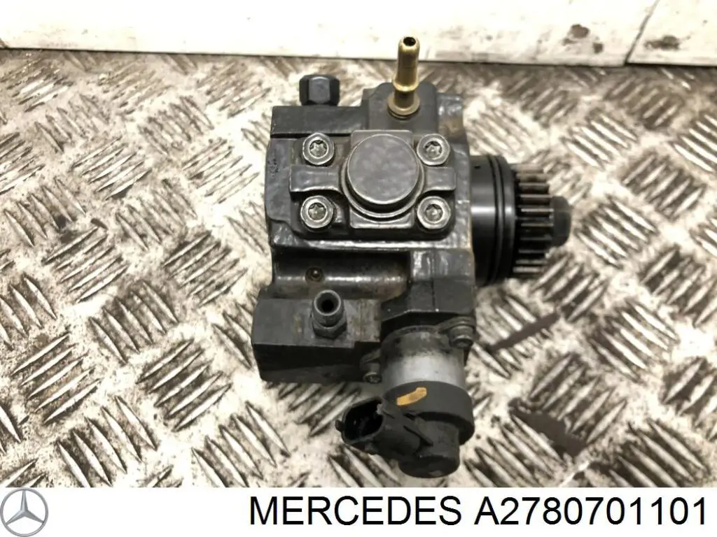 Насос паливний високого тиску Mercedes A2780701101 ціна, від 73.33 USD