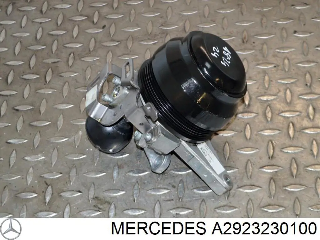 Стойка амортизатора передняя Mercedes A2923230100 ціна, від 451.37 USD