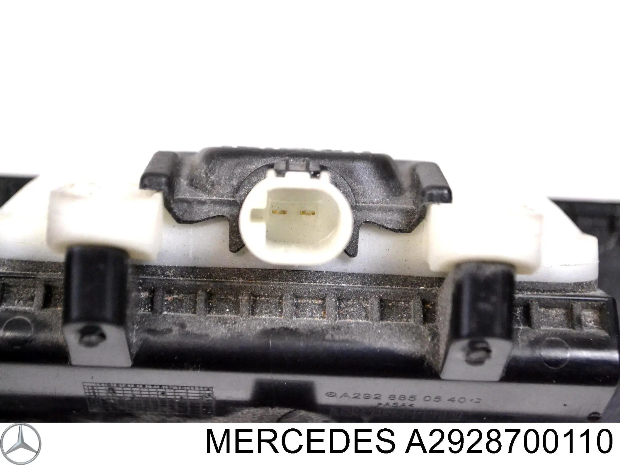 Купити A2928700110 Mercedes 
