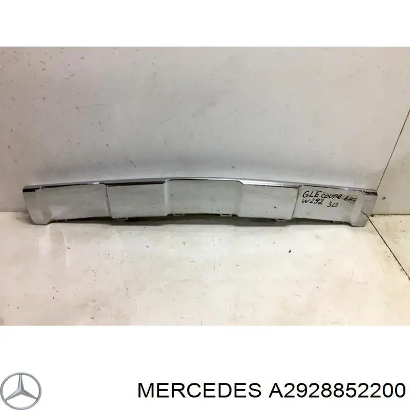 A2928852200 Mercedes Переднє ікло бампера