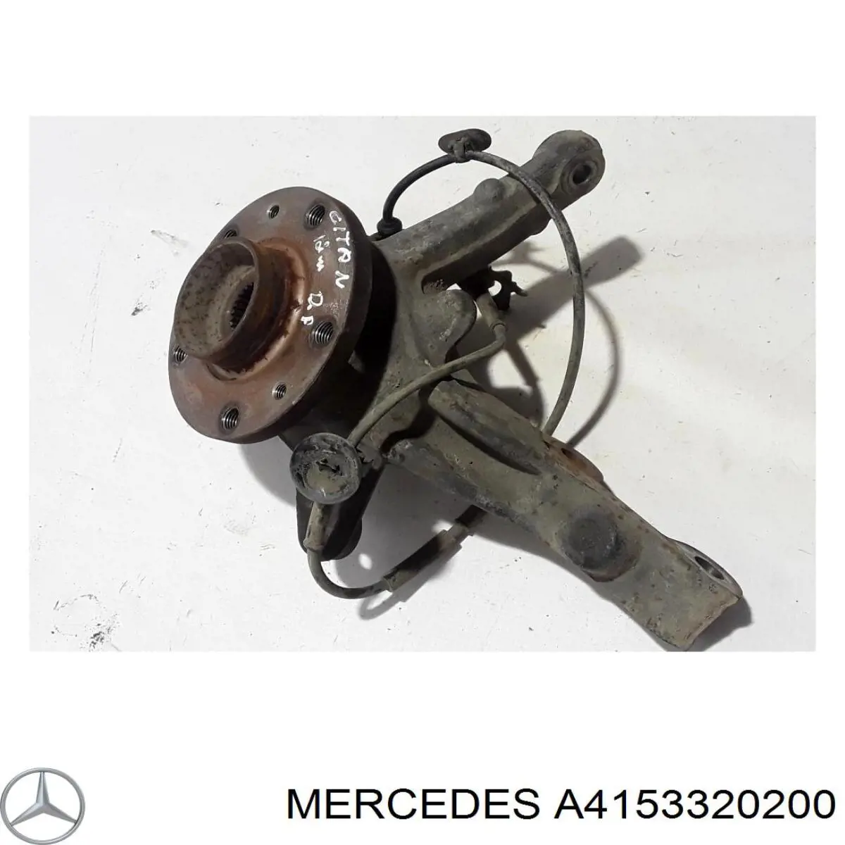 A4153320200 Mercedes Цапфа - поворотний кулак передній, правий