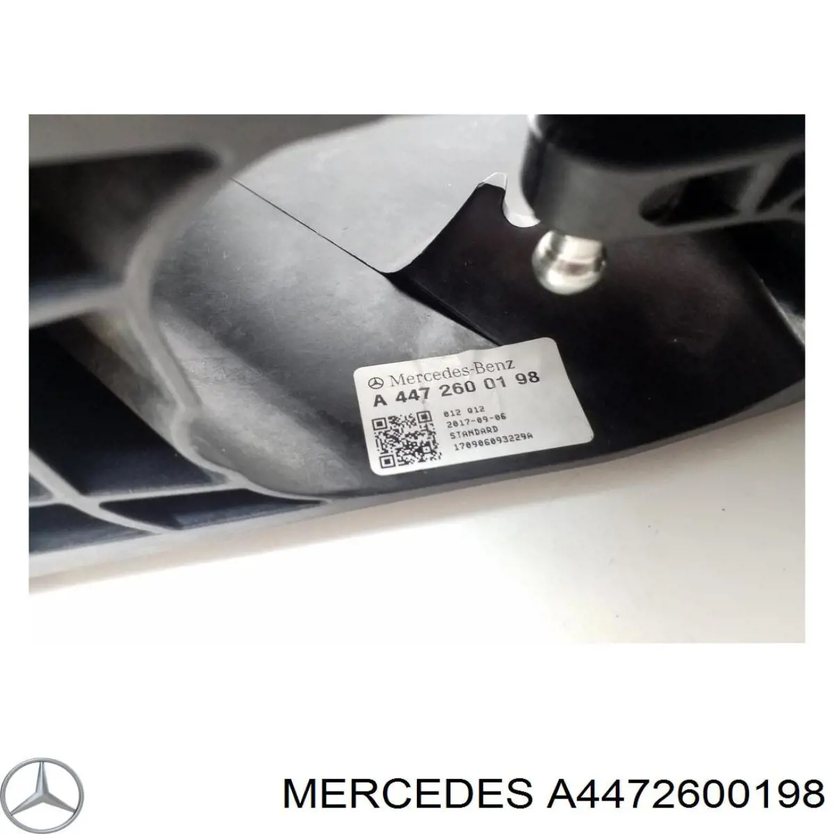 Компресор кондиціонера A4472600198 Mercedes