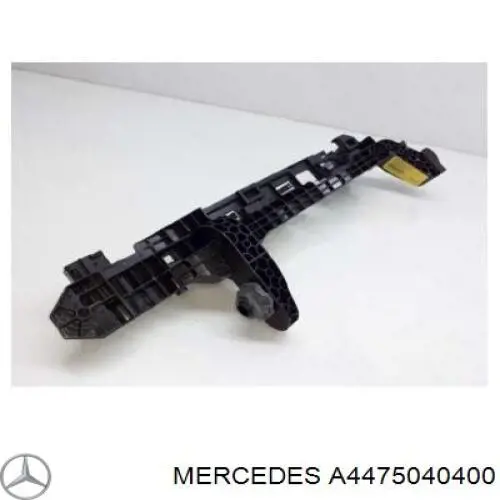 A4475040400 Mercedes Кронштейн радіатора лівий