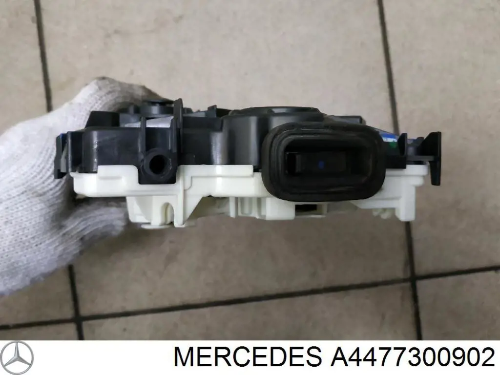  Mercedes A4477300902 ціна, від 336.18 USD