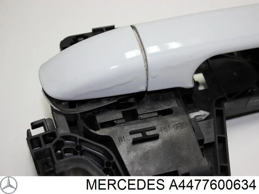  Mercedes A4477600634