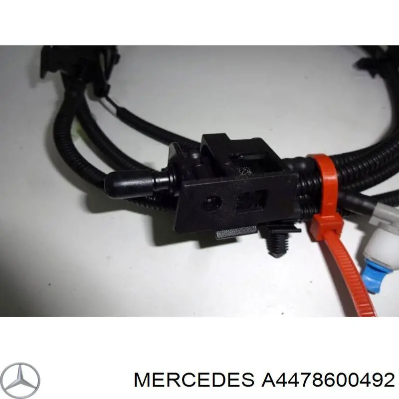 Шланг омивача лобового скла Mercedes A4478600492 ціна, від 73.39 USD