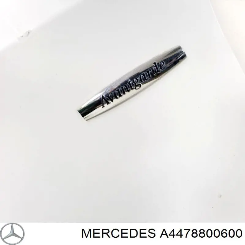 Крило переднє ліве A4478800600 Mercedes