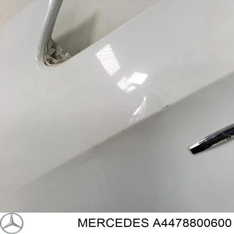 Крило переднє ліве A4478800600 Mercedes