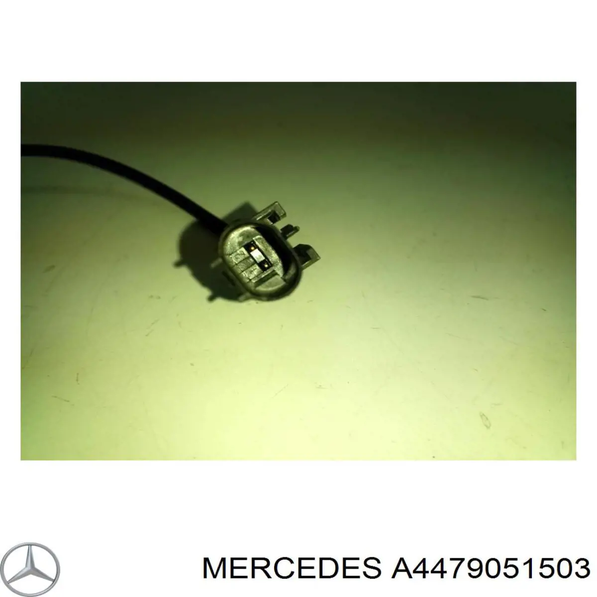Датчик АБС (ABS) задній A4479051503 Mercedes