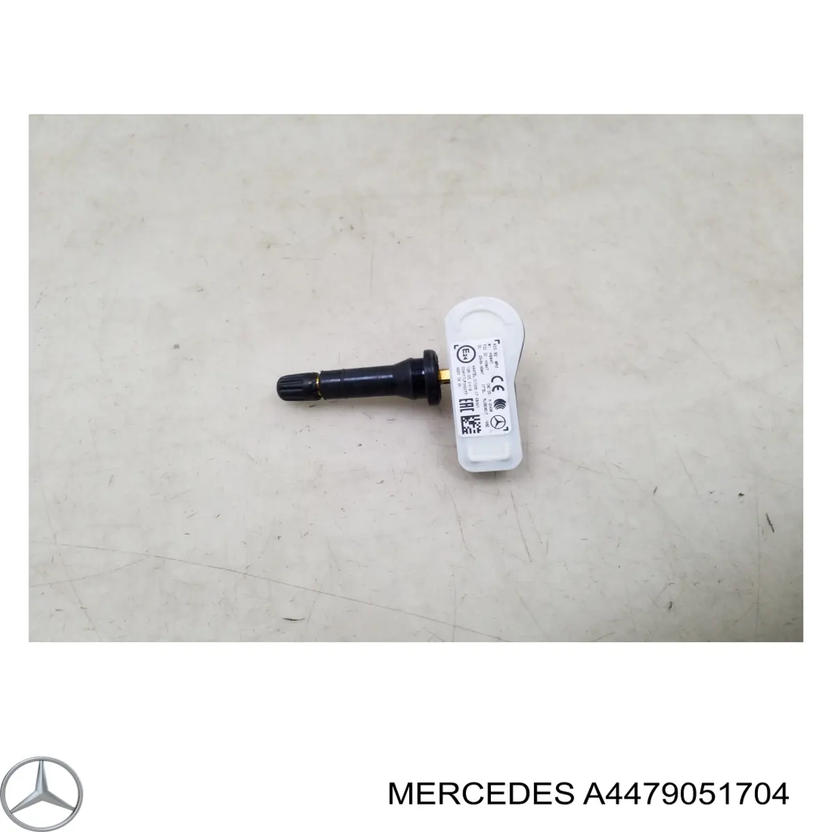Датчик тиску повітря в шинах Mercedes A4479051704