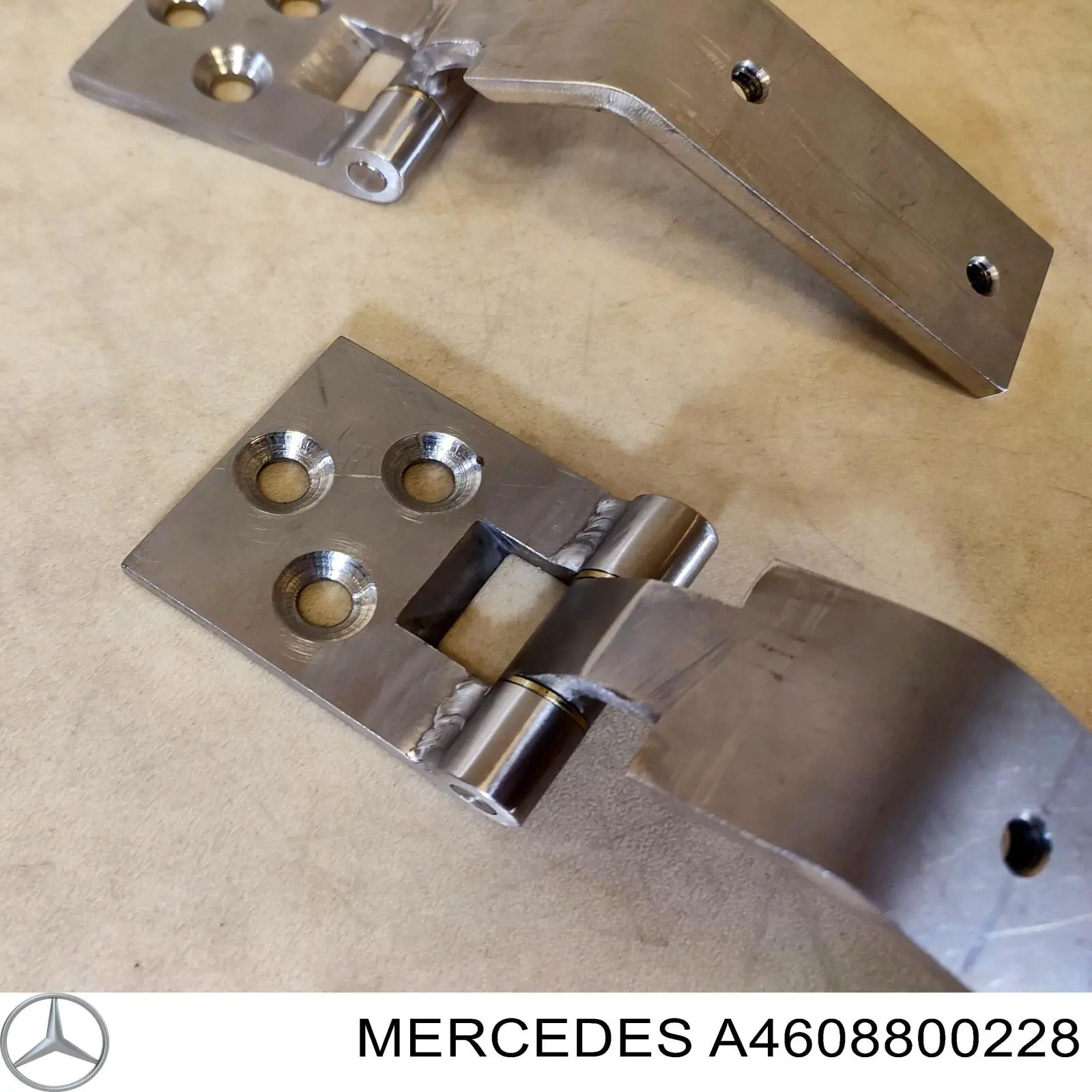  Mercedes A4608800228 ціна, від 70.54 USD