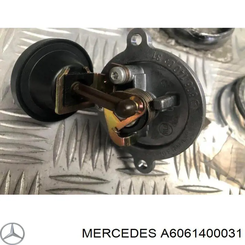 Купити A6061400031 Mercedes Дросільна заслінка