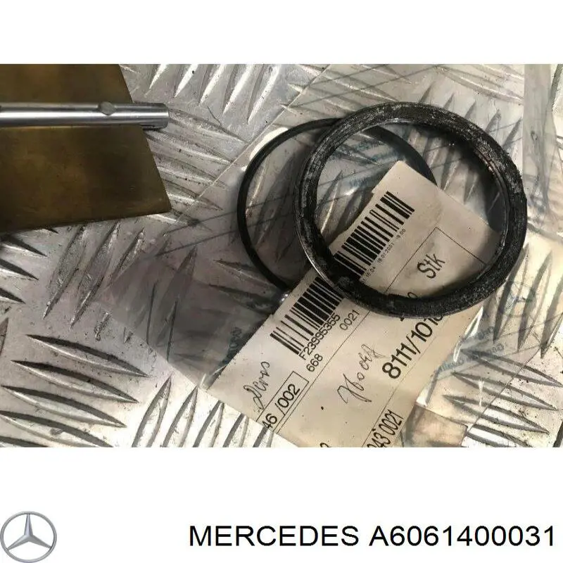 Блок дросельної заслінки Mercedes A6061400031 ціна, від 30.41 USD