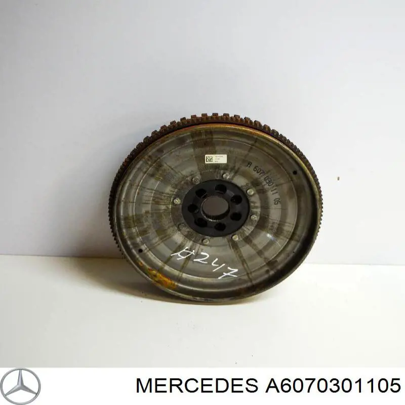 Купити A6070301105 Mercedes Маховик із зубчастим ободом в зборі