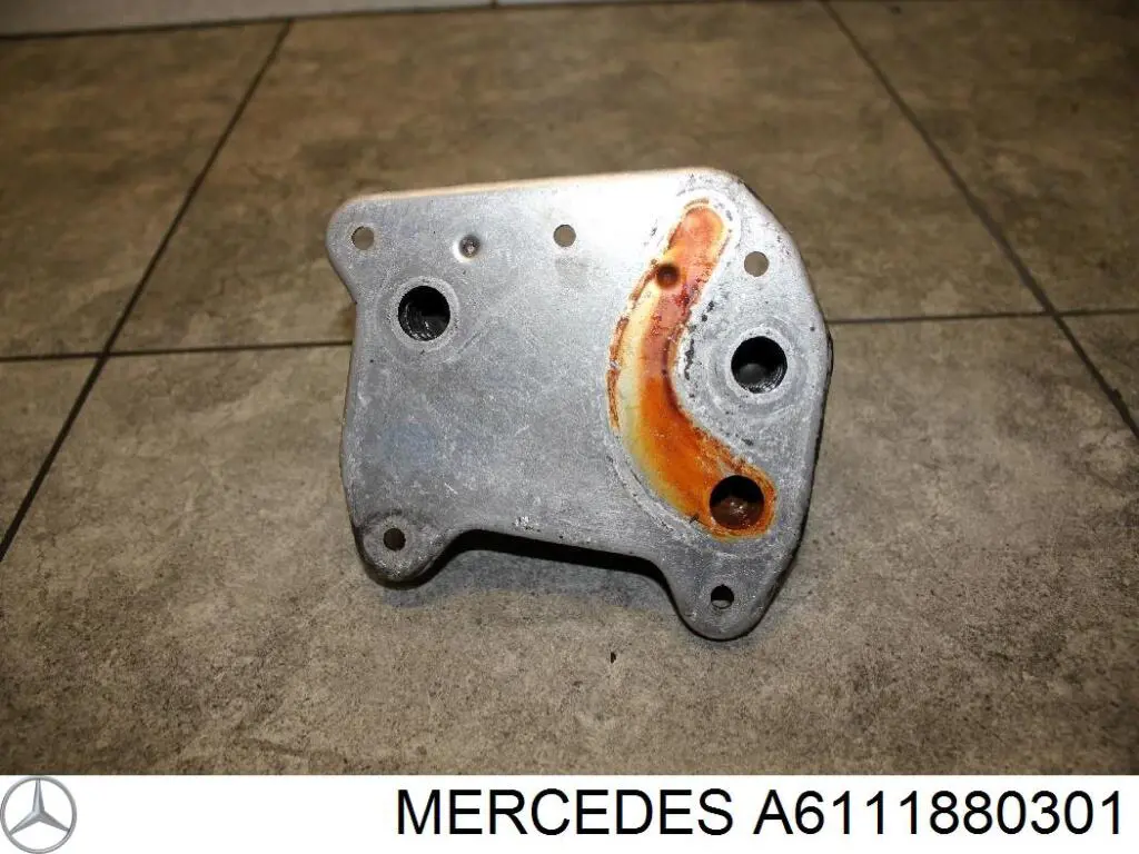 Купити A6111880301 Mercedes Радіатор масляний