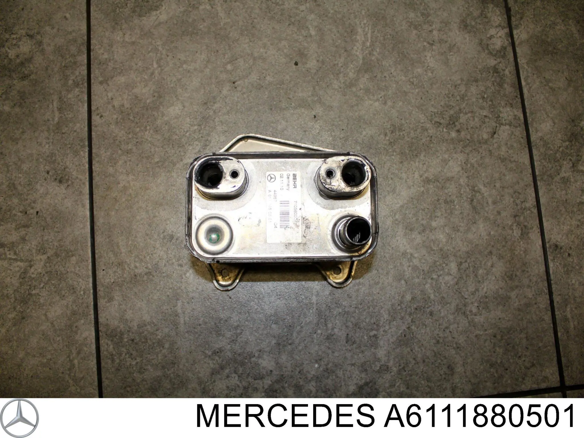 A6111880501 Mercedes Радіатор масляний