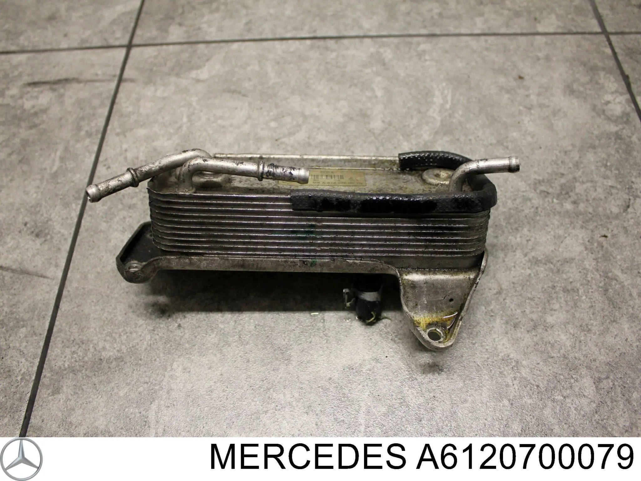 Купити A6120700079 Mercedes Теплообмінник охолодження палива