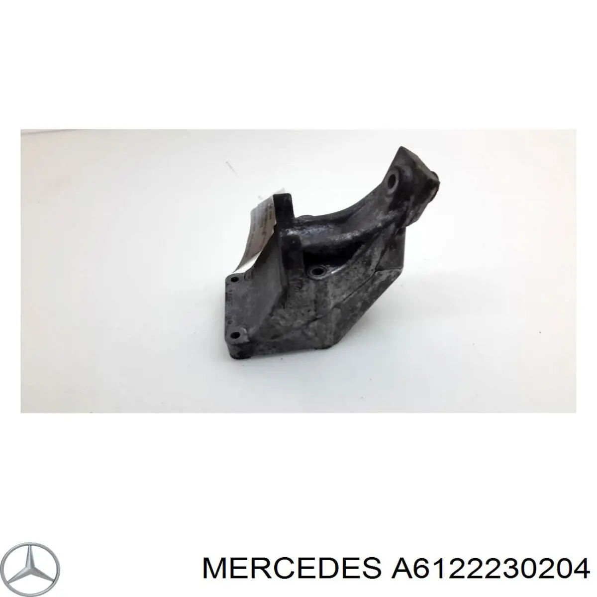 Кронштейн подушки (опори) двигуна, лівої Mercedes A6122230204 ціна, від 14.58 USD