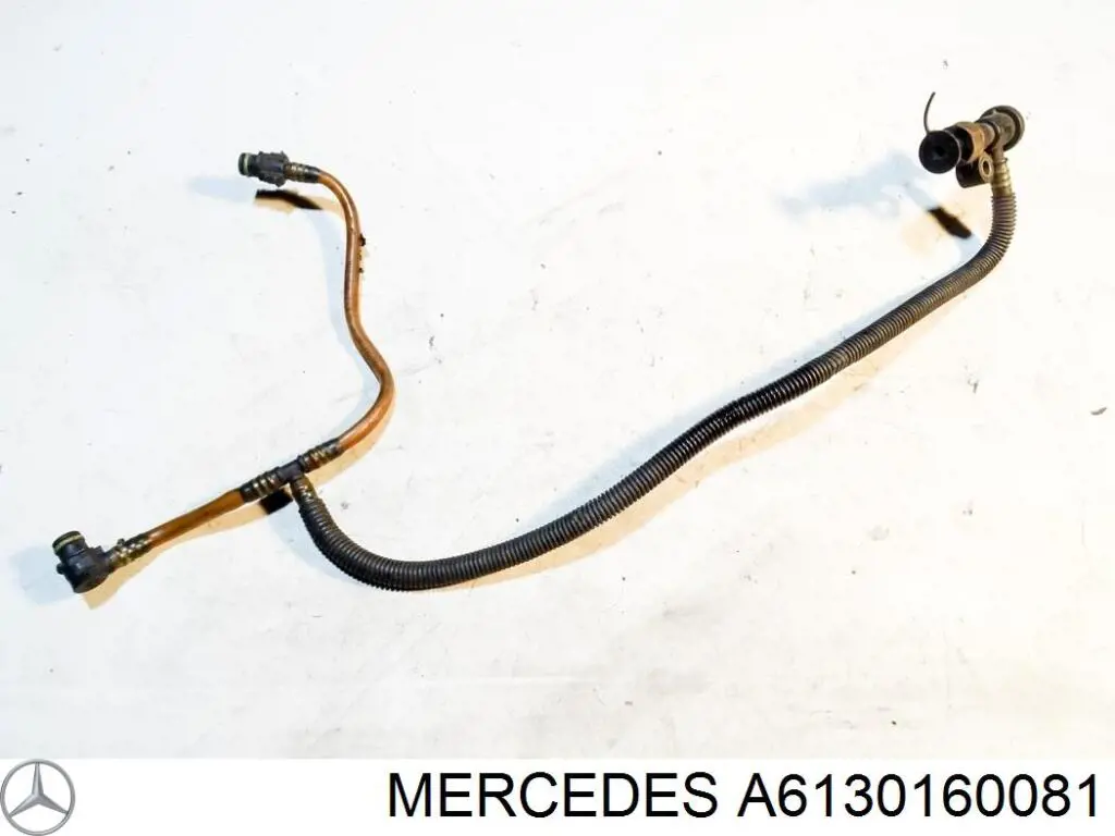 6130160081 Mercedes патрубок вентиляції картера, масловіддільника