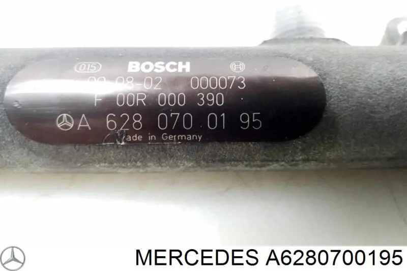 Купити A6280700195 Mercedes Розподільник палива (рампа) лівий