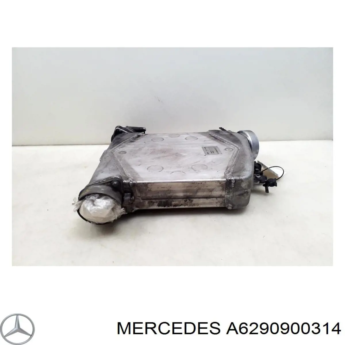Купити A6290900314 Mercedes Радіатор интеркуллера