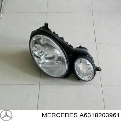 Фара передня права Mercedes 100 