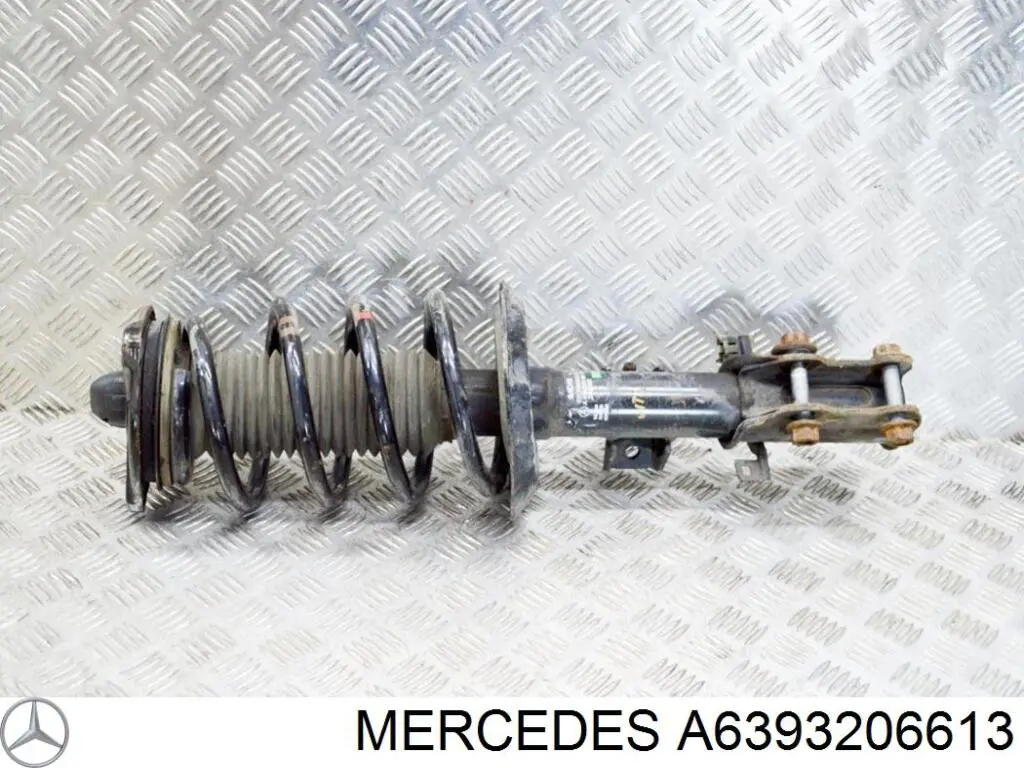 Стойка амортизатора передняя Mercedes A6393206613 ціна, від 55.74 USD