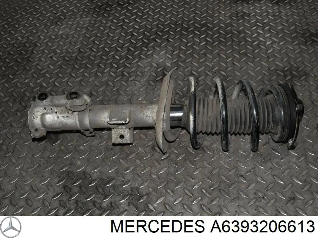 A6393206613 Mercedes Стійка передня