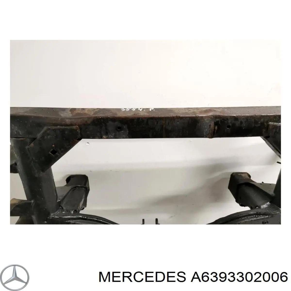 Підрамник передньої підвіски Mercedes A6393302006 ціна, від 422.39 USD
