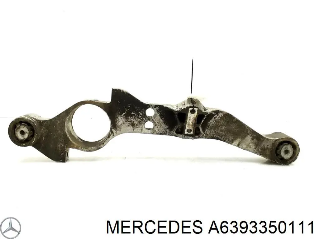 A6393350111 Mercedes Кронштейн/траверса переднього редуктора, задня