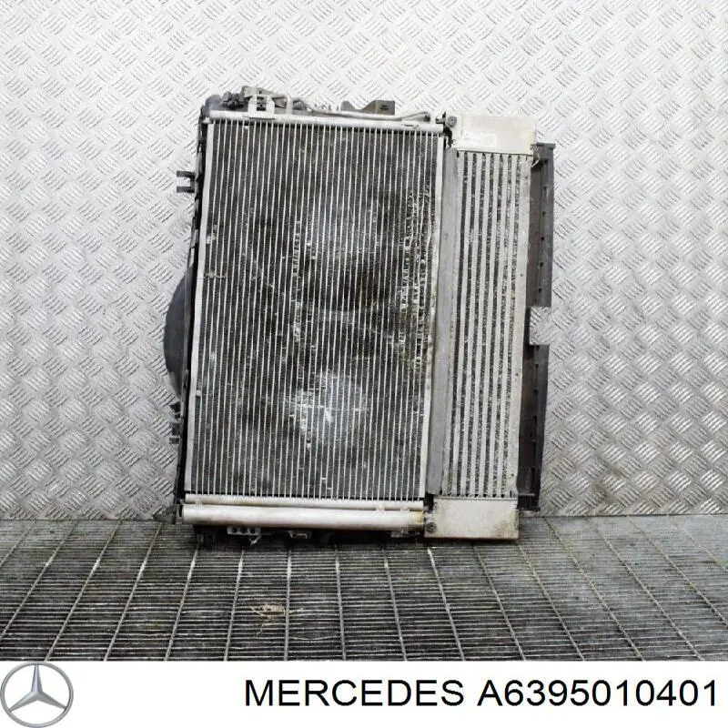 A6395010401 Mercedes радіатор охолодження двигуна